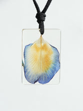 Load image into Gallery viewer, Aparajita / Blue Pea Petal Pendant -2