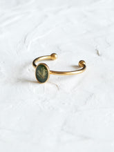 Load image into Gallery viewer, Coriander Blossom Ring -3