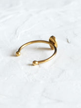 Load image into Gallery viewer, Coriander Blossom Ring -2