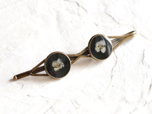 Load image into Gallery viewer, Alyssum Flower Hairclip -1
