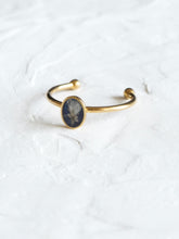 Load image into Gallery viewer, Coriander Blossom Ring -2