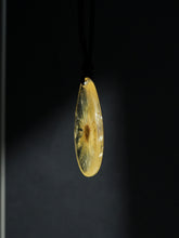 Load image into Gallery viewer, Aster Flower Pendant