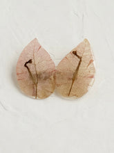 Load image into Gallery viewer, Bougainvillea Brooch Pin -11
