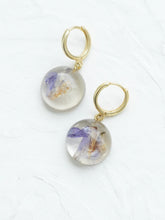 Load image into Gallery viewer, Larkspur Petal Hoop Earrings -7