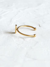 Load image into Gallery viewer, Coriander Blossom Ring -6
