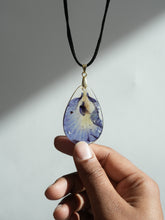 Load image into Gallery viewer, Aparajita / Blue Pea Petal Pendant -3