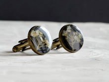 Load image into Gallery viewer, Alyssum Flower Sprig Cufflinks