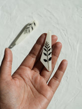 Load image into Gallery viewer, Leaf Leaves Brooch Pin -1