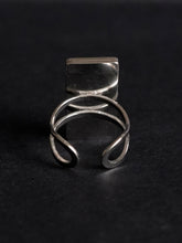 Load image into Gallery viewer, Coriander Blossom Ring -2
