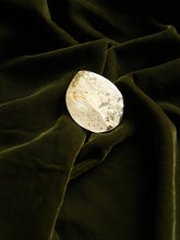 Load image into Gallery viewer, Bougainvillea Brooch Pin -5