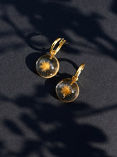 Load image into Gallery viewer, Dandelion Hoop Earrings -5
