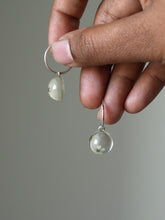 Load image into Gallery viewer, Himalayan Forget-me-not Small Hoop Earrings (925 Silver)