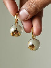 Load image into Gallery viewer, (Wild) Blackjack Flower Earrings -1