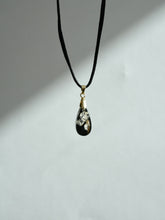 Load image into Gallery viewer, (RARE) Chitrak Flower Pendant