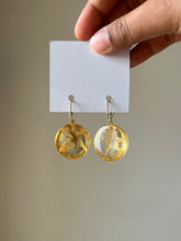 Load image into Gallery viewer, Black Nightshade Flower Earrings -2