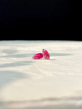 Load image into Gallery viewer, Bougainvillea Flower Stud Earrings -7