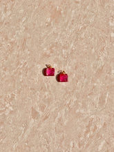 Load image into Gallery viewer, Bougainvillea Petal Mini Charm / Pendant -2