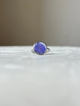 Load image into Gallery viewer, Delphinium Flower Petal Ring