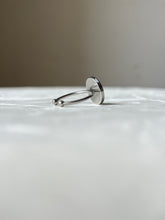 Load image into Gallery viewer, Delphinium Flower Petal Ring