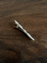 Load image into Gallery viewer, Curry Patta Hairclip -6