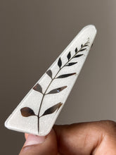 Load image into Gallery viewer, Curry Patta Hairclip -4