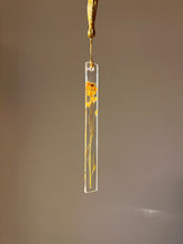 Load image into Gallery viewer, ShopKuhoo resin bookmark with preserved sarso flowers, ideal for gifts or personal use