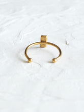Load image into Gallery viewer, Coriander Blossom Ring -6
