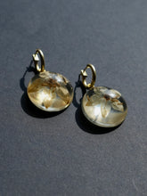 Load image into Gallery viewer, Solanum Flower Hoop Earrings -2
