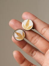 Load image into Gallery viewer, [RARE] Hemp Leaf Cufflinks
