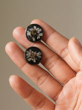 Load image into Gallery viewer, Coriander Blossom Cufflinks
