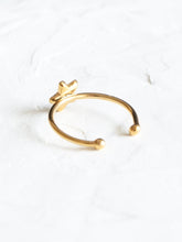Load image into Gallery viewer, [RARE] Himalayan Forget-me-not Flower Ring -3
