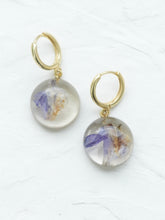 Load image into Gallery viewer, Larkspur Petal Hoop Earrings -7
