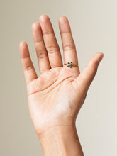 Load image into Gallery viewer, [RARE] Himalayan Forget-me-not Flower Ring -3
