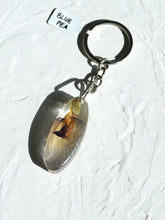 Load image into Gallery viewer, Aparajita/Blue Pea Flower Keyring

