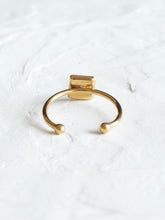 Load image into Gallery viewer, Coriander Blossom Ring -8
