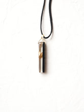 Load image into Gallery viewer, [RARE] Harlequin Glorybower Flower Pendant -5
