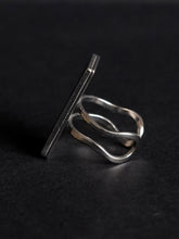 Load image into Gallery viewer, Coriander Blossom Ring -2
