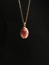 Load image into Gallery viewer, Verbena Flower Pendant
