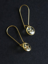 Load image into Gallery viewer, [RARE] Wild Himalayan Forget-Me-Not Flower Kidney Hook Earrings
