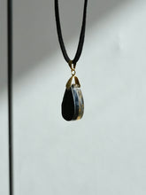 Load image into Gallery viewer, (RARE) Chitrak Flower Pendant
