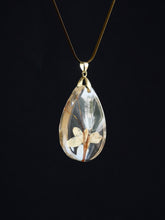 Load image into Gallery viewer, [RARE] Harlequin Glorybower Flower Pendant -10

