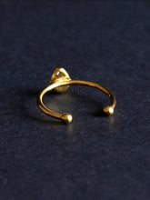 Load image into Gallery viewer, Himalayan Forget-me-not Sepal Ring
