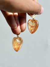 Load image into Gallery viewer, Morning Glory Flower Earrings -2
