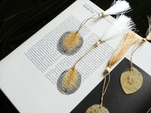 Load image into Gallery viewer, Blue Pea Bookmark
