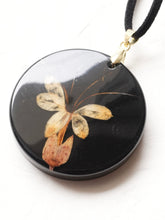 Load image into Gallery viewer, [RARE] Harlequin Glorybower Flower Pendant -2
