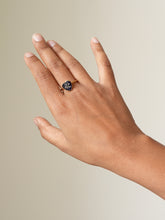 Load image into Gallery viewer, [RARE] Himalayan Forget-me-not Flower Ring -5
