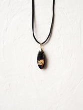 Load image into Gallery viewer, [RARE] Harlequin Glorybower Flower Pendant -8
