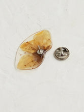 Load image into Gallery viewer, [RARE] Peach Blossom Flower Brooch Pin
