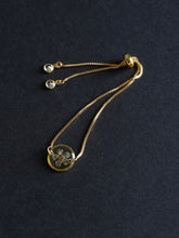 Load image into Gallery viewer, [RARE] Wild Himalayan Forget-Me-Not Flower Bracelet
