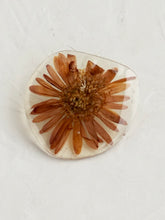 Load image into Gallery viewer, Aster Brooch Pin -2
